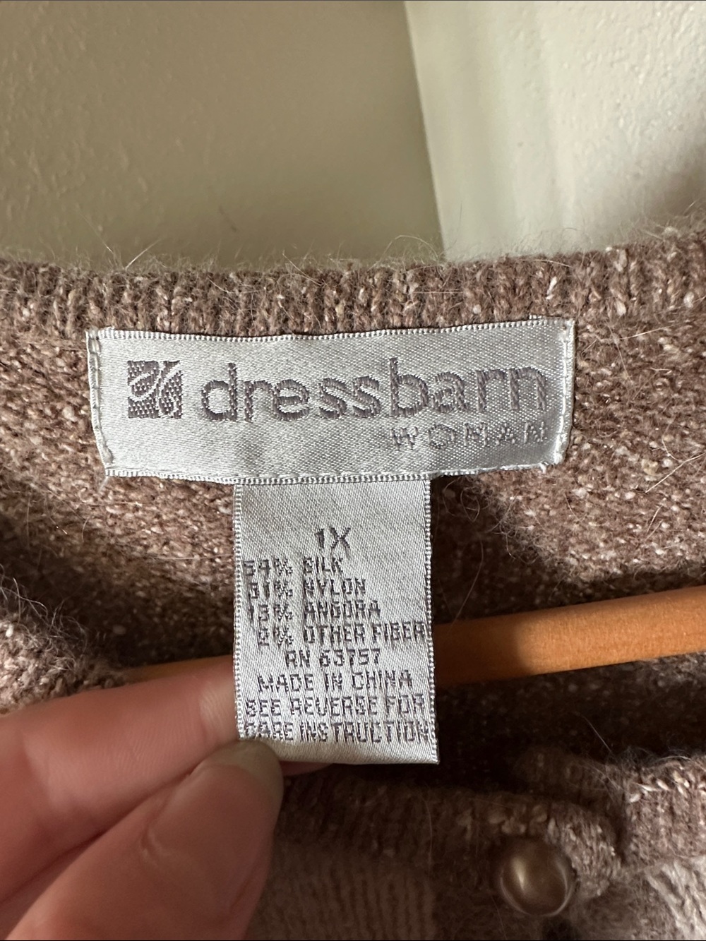 Dressbarn Cream and Brown Embroidered Button-Up Sweater Size 1X - Picture 2 of 6